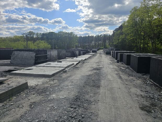 Zbiorniki betonowe różnych pojemności z atestem PZH  w Lądku Zdroju